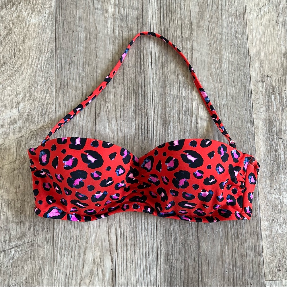 Victoria’s Secret Swimsuit Top.